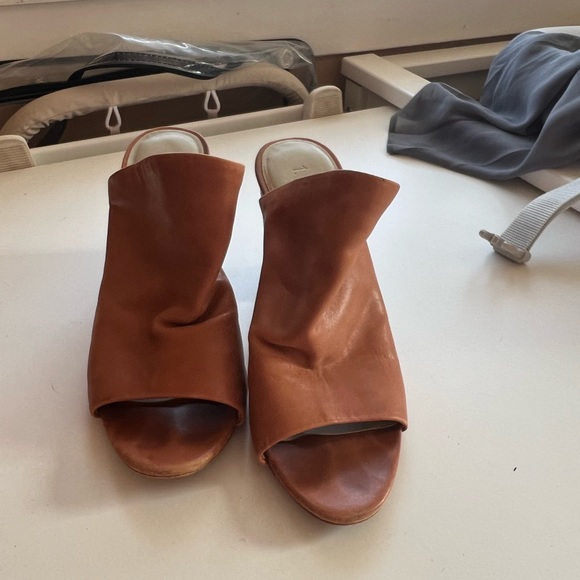 1. State pleather heels - Picture 4 of 4